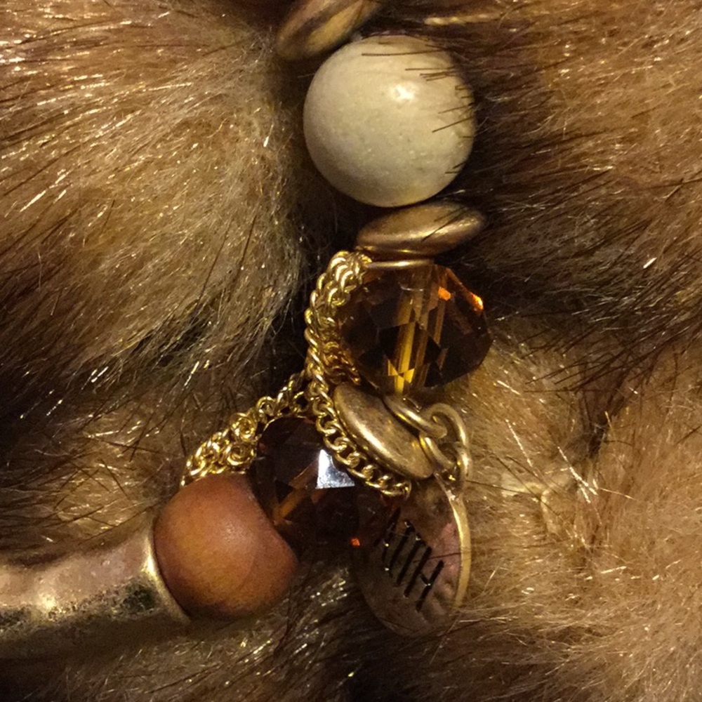 Jewelry - Picture 4 of 4